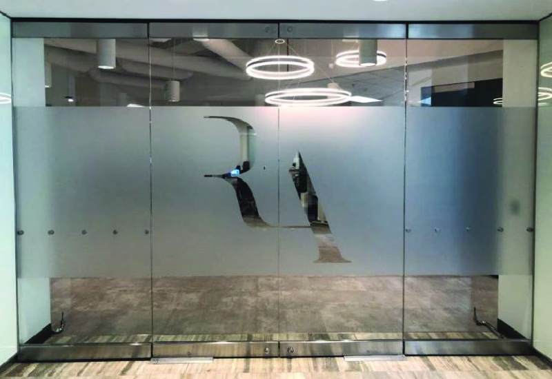 Frosted glass design in Dubai